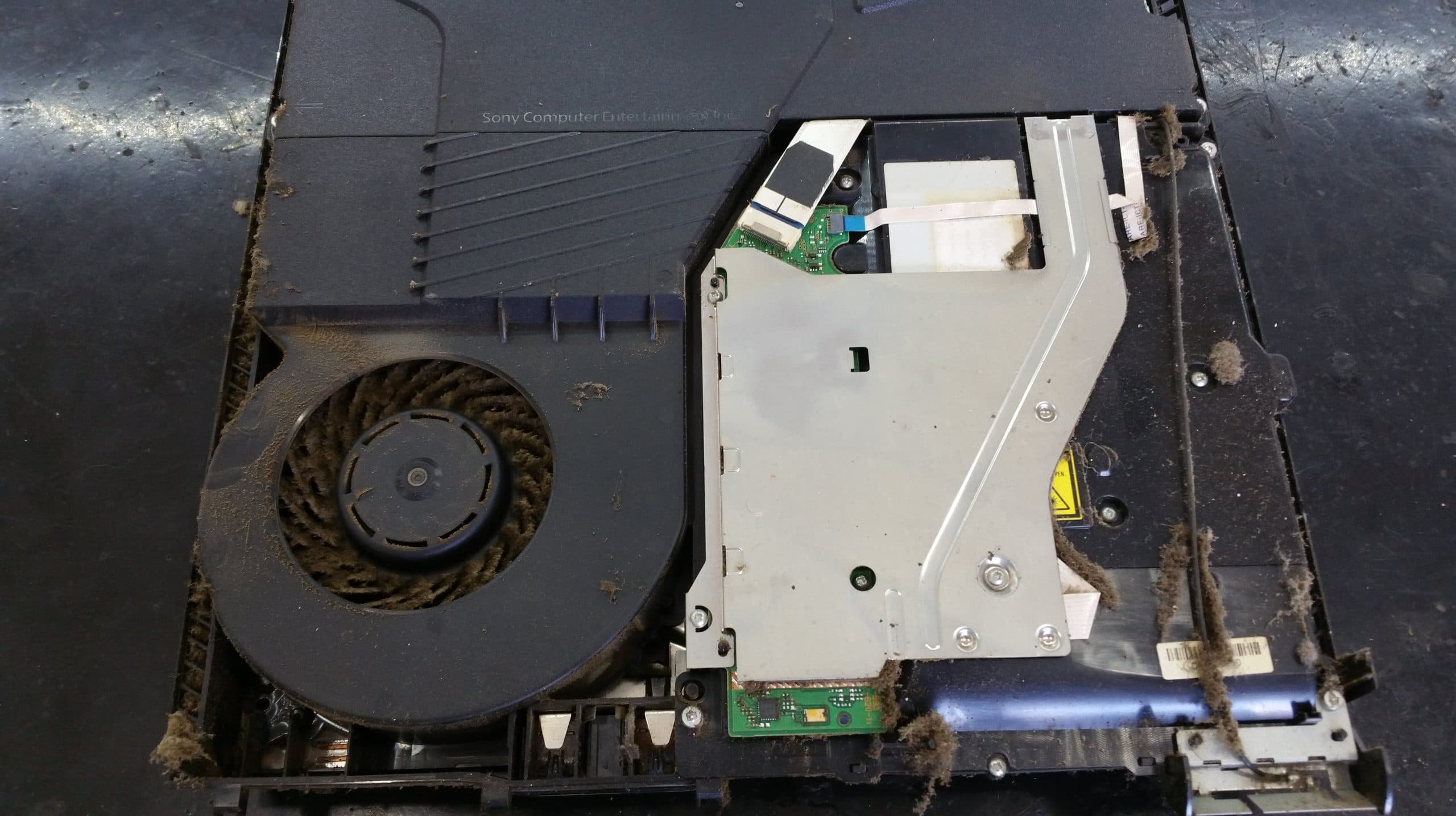 PlayStation Pro fan Sesi repair